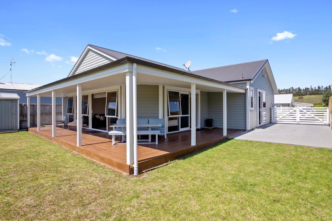 Sky Blue Retreat - Waihi Beach Holiday Home Zewnętrze zdjęcie