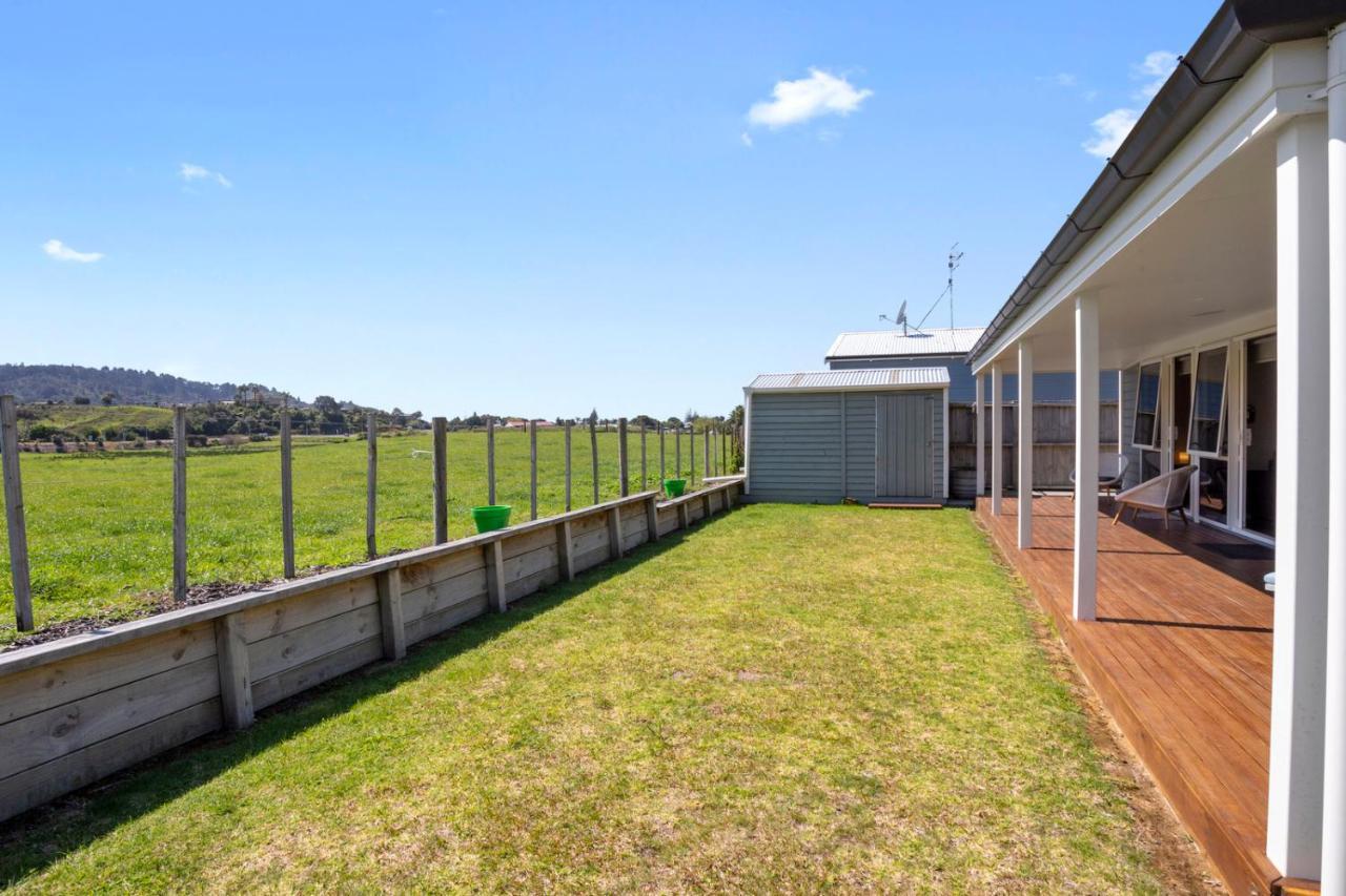 Sky Blue Retreat - Waihi Beach Holiday Home Zewnętrze zdjęcie